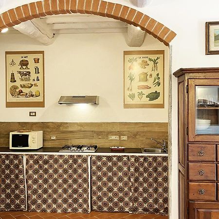 Appartamento Con Piscina E Giardino A 시에나 외부 사진